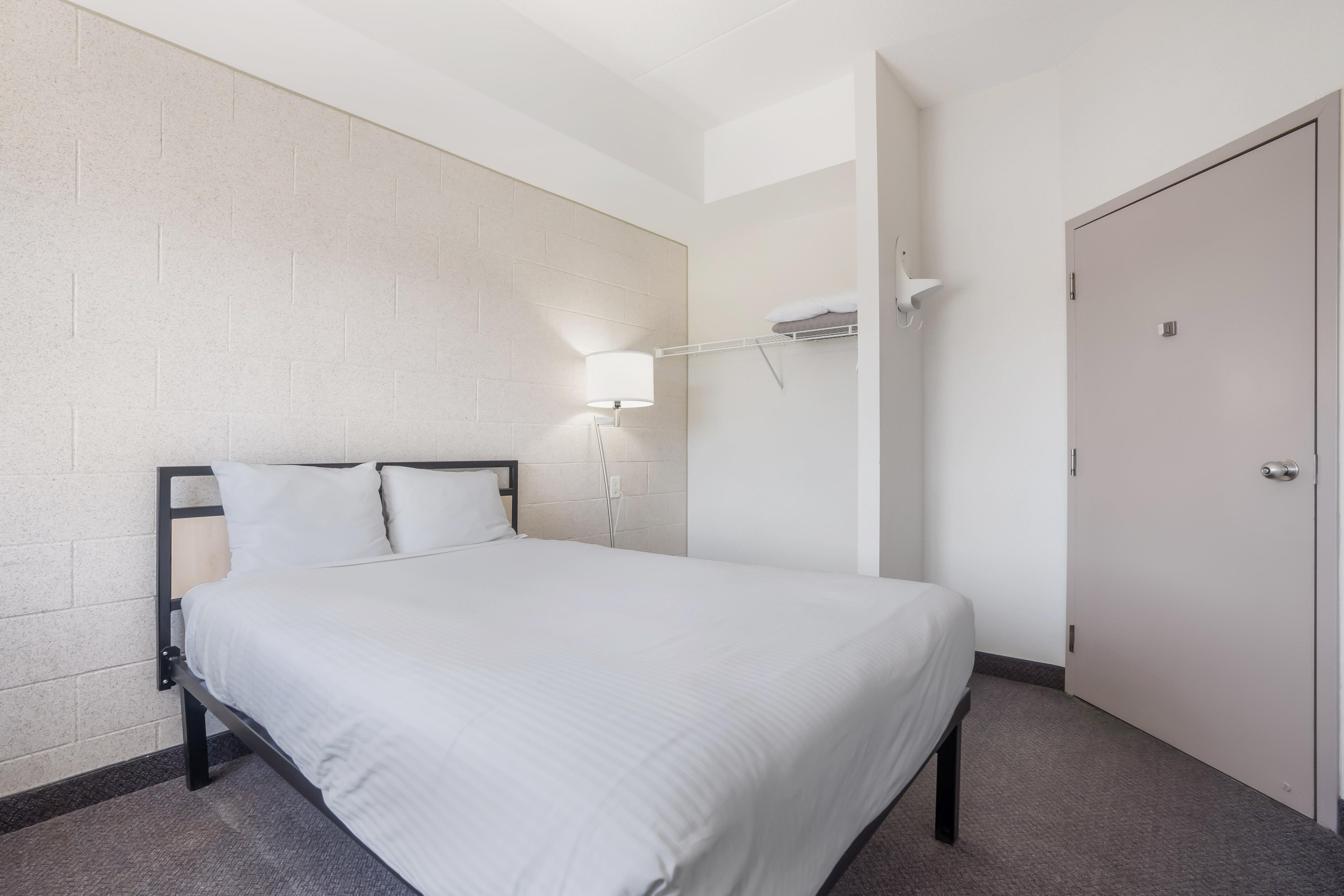 Residence & Conference Centre - Niagara-On-The-Lake Sainte-Catherine エクステリア 写真