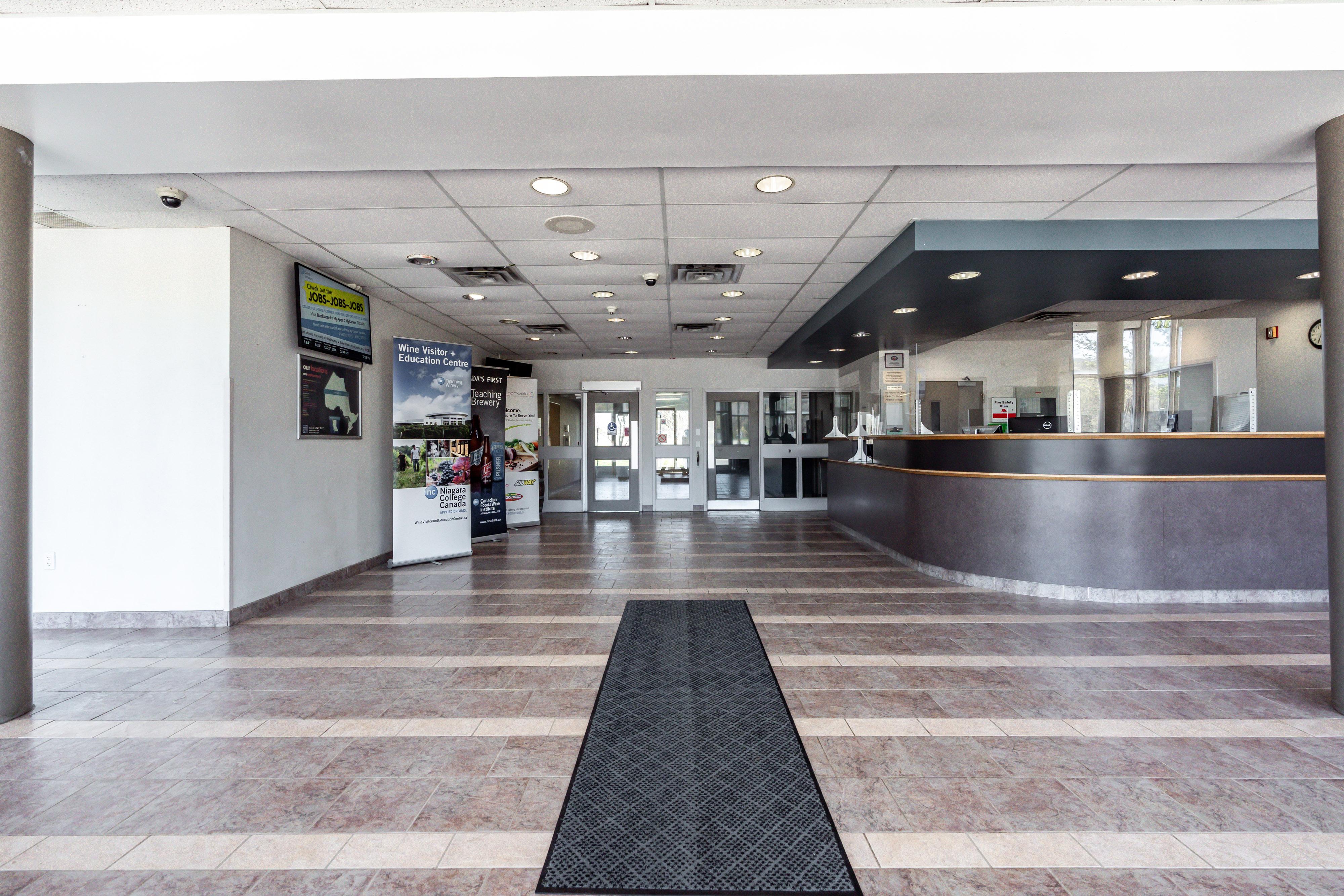 Residence & Conference Centre - Niagara-On-The-Lake Sainte-Catherine エクステリア 写真